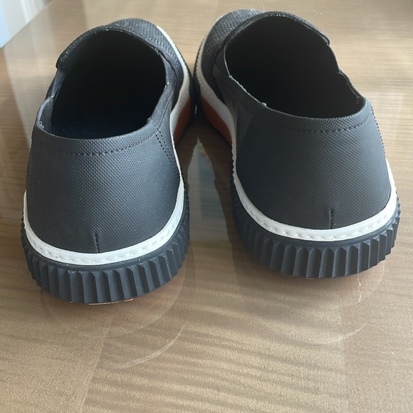 Prada men’s loafers 8.5 EU / 9.5 US in Charcol grey with Prada orange trim - Picture 4 of 8